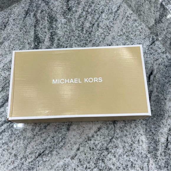 NWB Michael Michael Kors Sutton Loafer - Picture 6 of 15